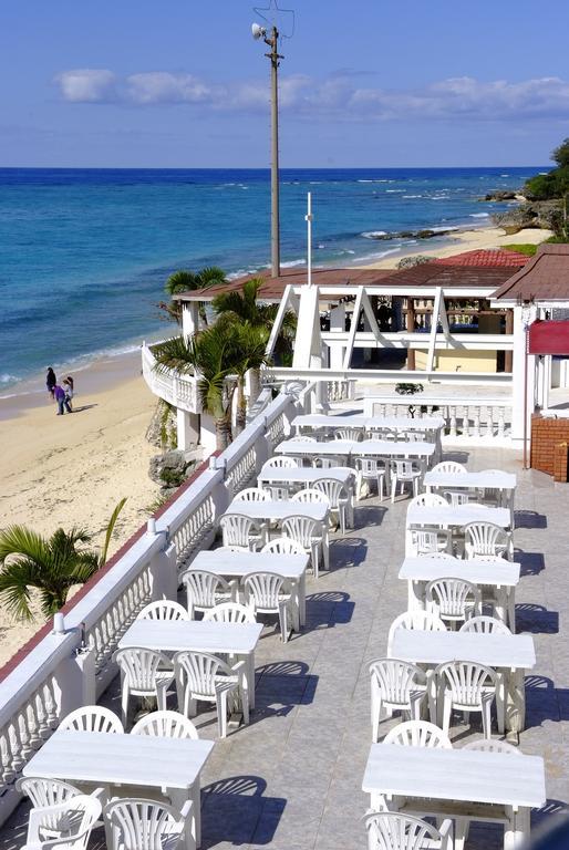 Morimar Resort Hotel Yomitan Buitenkant foto