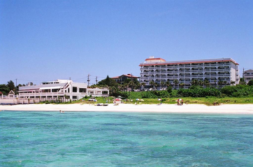 Morimar Resort Hotel Yomitan Buitenkant foto