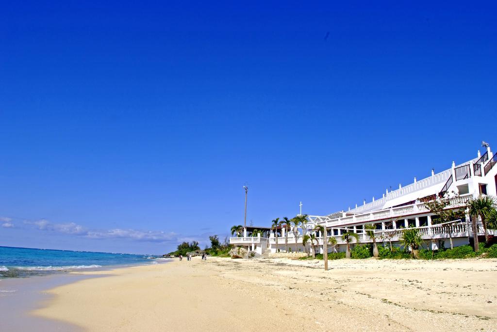 Morimar Resort Hotel Yomitan Buitenkant foto