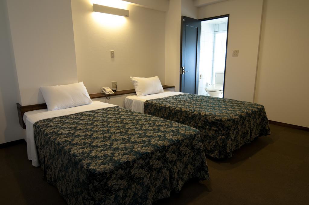 Morimar Resort Hotel Yomitan Kamer foto