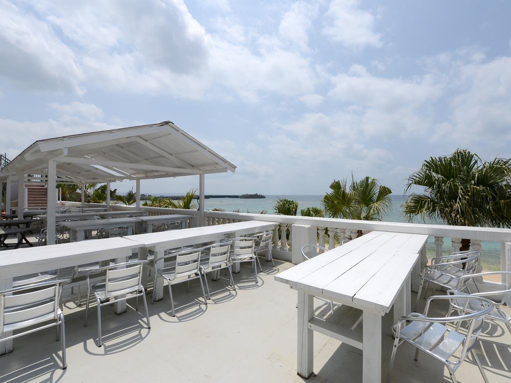Morimar Resort Hotel Yomitan Buitenkant foto