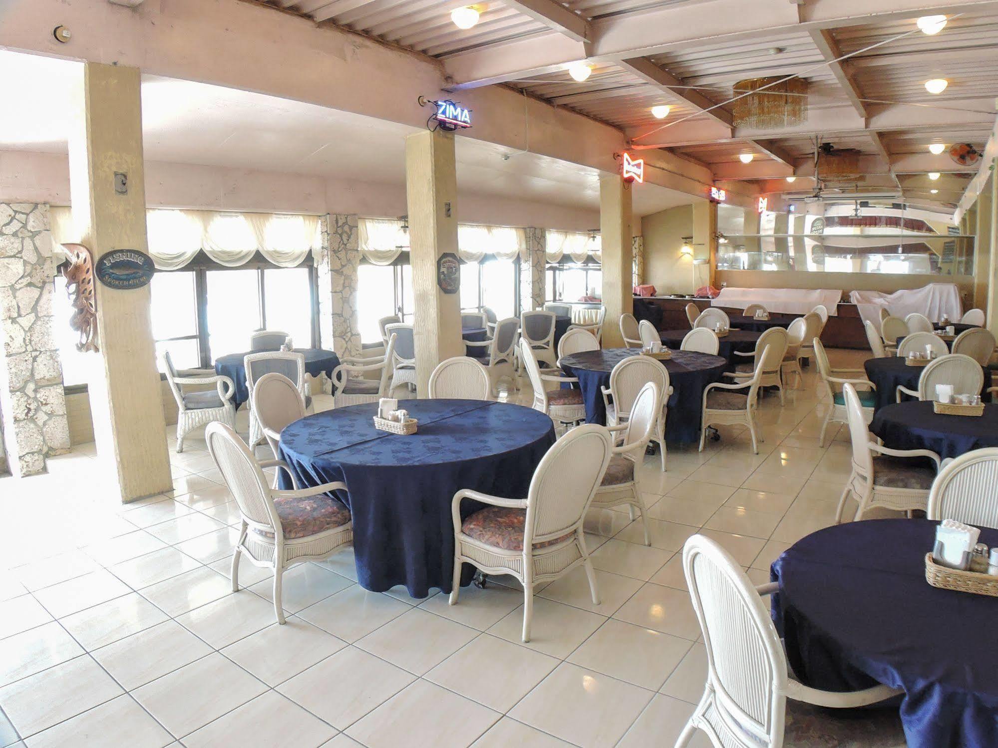 Morimar Resort Hotel Yomitan Buitenkant foto